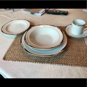 Mikasa L2058 Omega Black/White Set “DISCONTINUED”